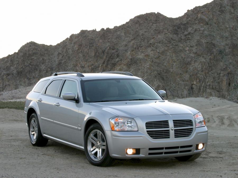  Dodge Magnum RT 2004 года  (фото 5 из 15)